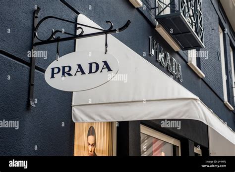 roermond prada preise|Prada .